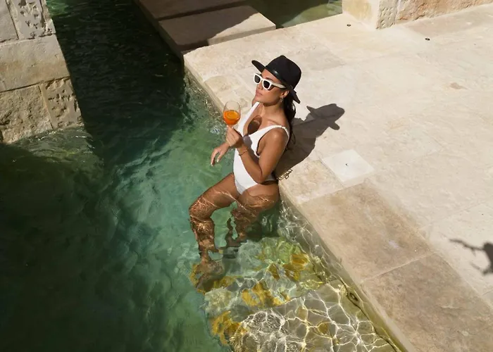 Amalen Adults Only מלון העיירה רתימנו